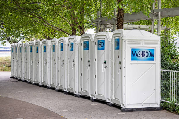Portable restroom solutions in Dollar Bay, MI