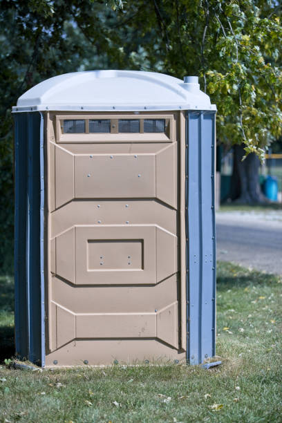 Portable Toilet Options We Offer in Dollar Bay, MI