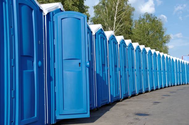 Best Porta potty rental near me  in Dollar Bay, MI